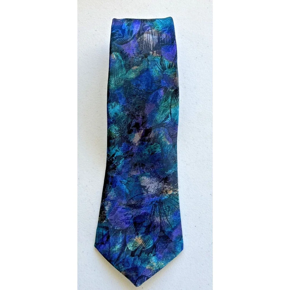 Vintage ATTITUDES Men’s Neck Tie New Made in USA 58